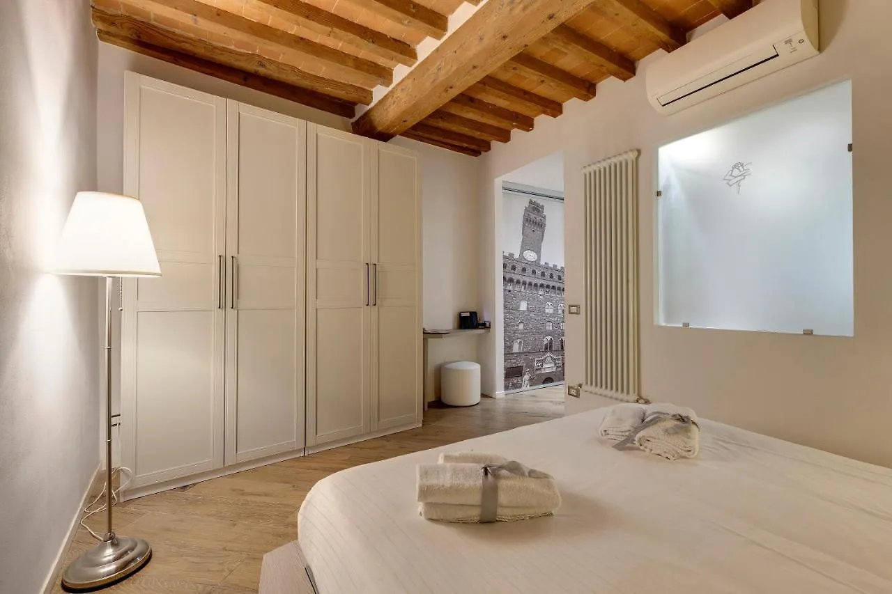 Rosa Apartment By Mamo Florence Italy