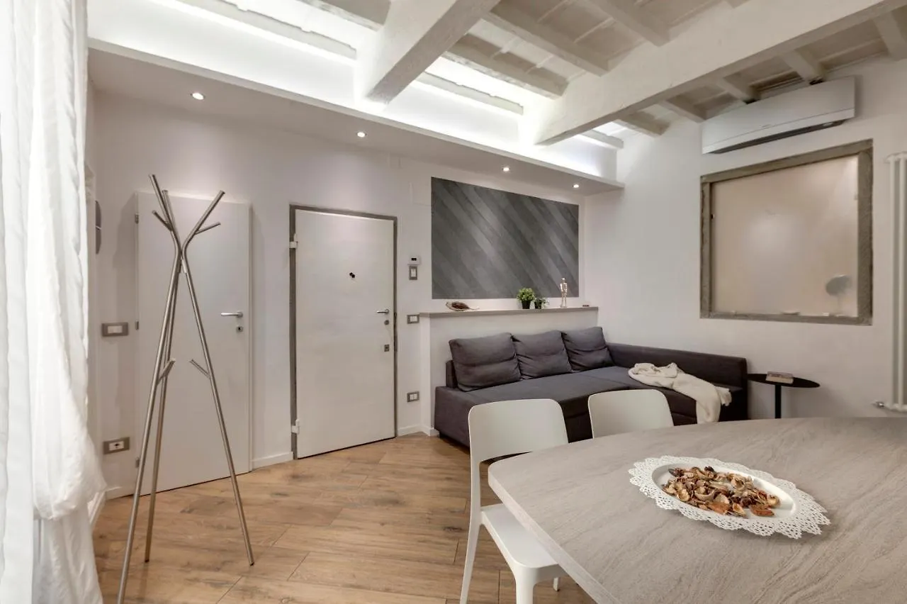 Rosa Apartment By Mamo Firenze Italien